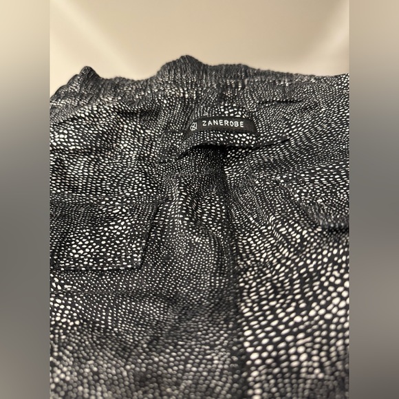 Zanerobe jogger *very new* - Picture 3 of 6